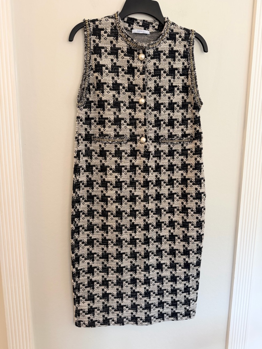 Zara Woman Houndstooth Tweed Midi Dress Pearl Button Sleeveless Black White Med